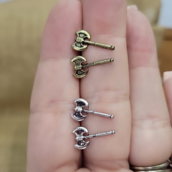 Viking Battle Axe Stud Earrings, choice of color - Picture 1 of 7